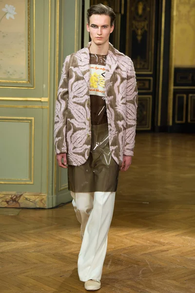 Look 31